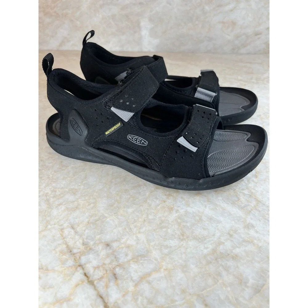 KEEN Men's Drift Creek Sandals US Size 10.5 Black Water Shoes Open Toe Slip On